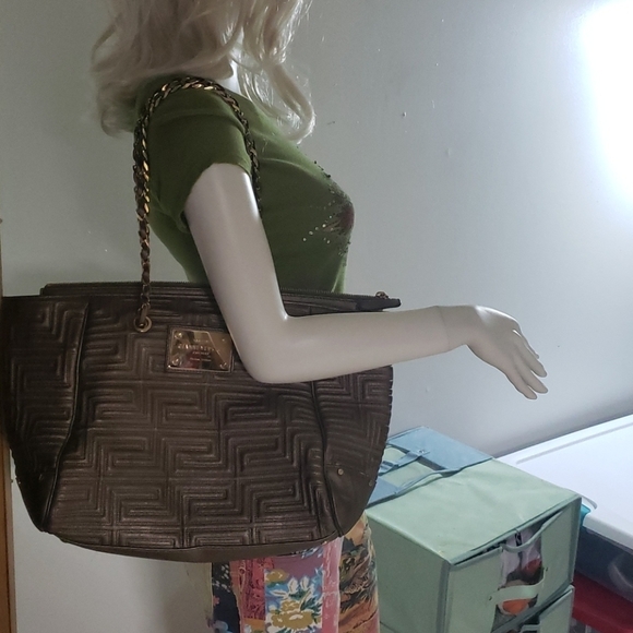 💋TRADED 💋Versace handbag 👜 - Picture 13 of 15